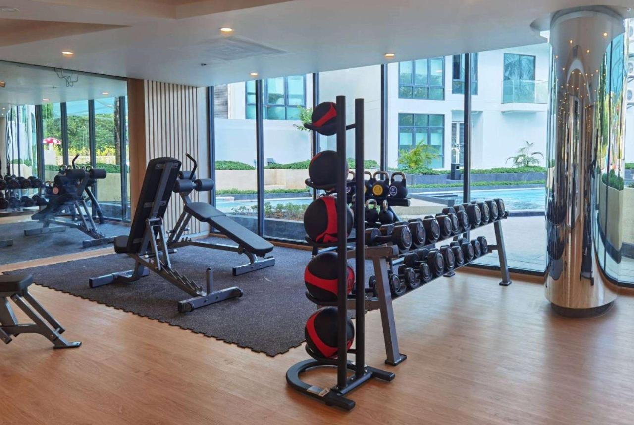 Wyndham La Vita Rawai Phuket Экстерьер фото