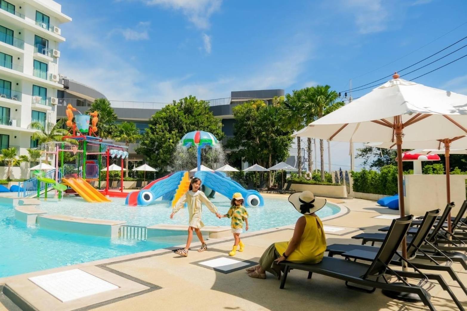 Wyndham La Vita Rawai Phuket Экстерьер фото