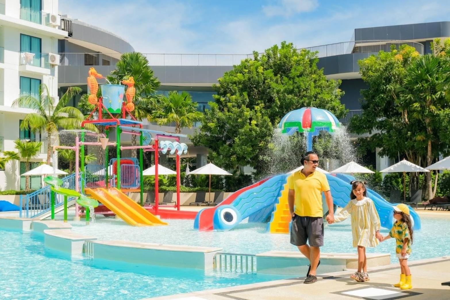 Wyndham La Vita Rawai Phuket Экстерьер фото