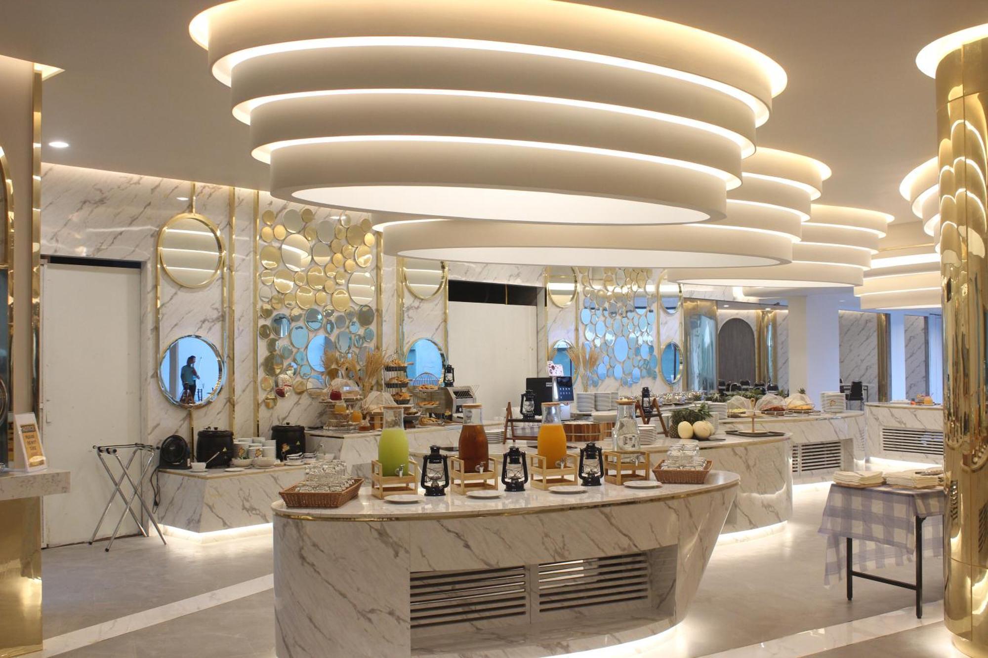 Wyndham La Vita Rawai Phuket Экстерьер фото